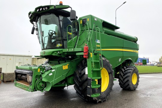 Naudotas kombainas John Deere S680i  